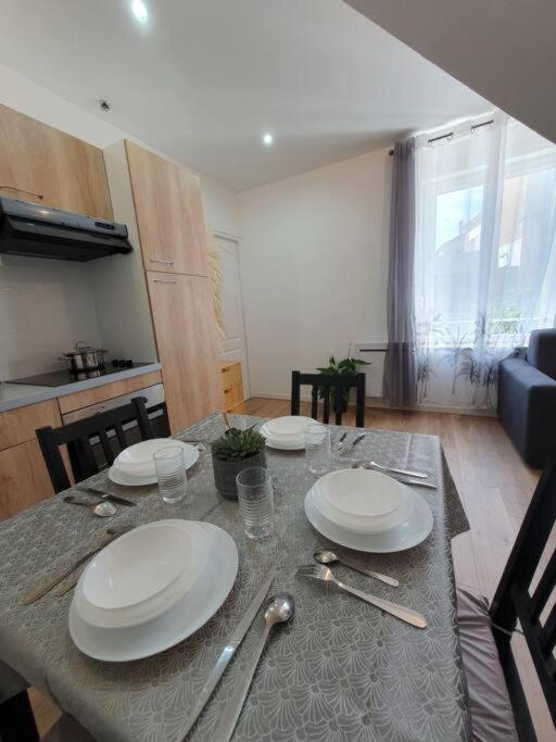 Appart'Hotel, Ikimo 5 Appartements Entiers A Votre Disposition Au Choix Nancy Kültér fotó